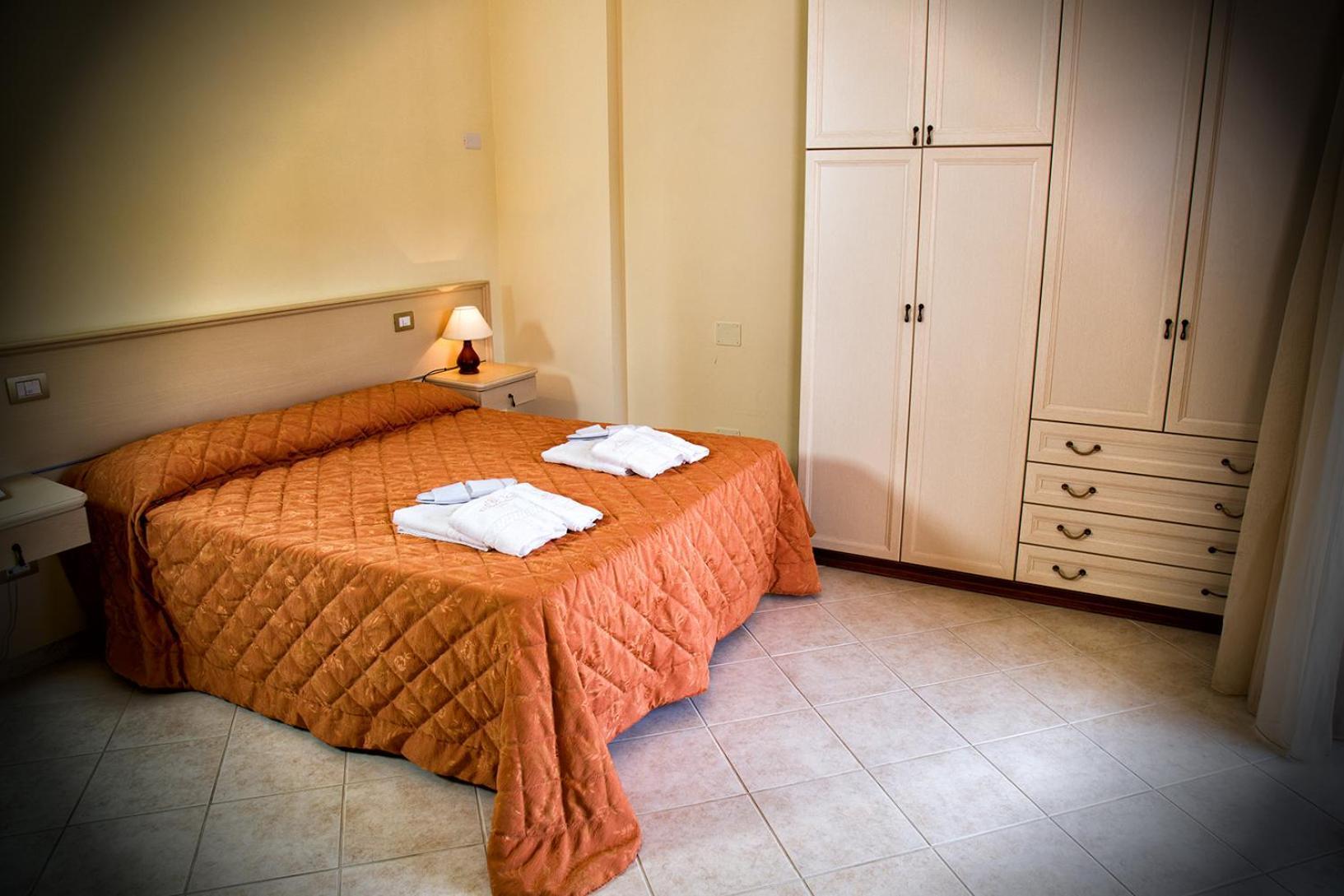 Elia Hotel Buccino Chambre photo